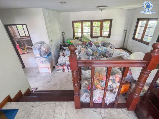 *****บ้านเดี่ยวมือสองเข้าเมืองสะดวก ม.บ้านสวยริมธาร3 พุทธมณฑล สาย3 เนื้อที่กว้างขวางถึง 73.2 ตร.ว. ฟังก์ชัน 3 ห้องนอน 3 ห้องน้ำ 2 ที่จอดรถ บ้านสภาพดี โครงการดี สามารถเข้าอยู่ได้เลย บนทำเลแห่งการเดินทาง เชื่อมต่อหลายเส้นทาง